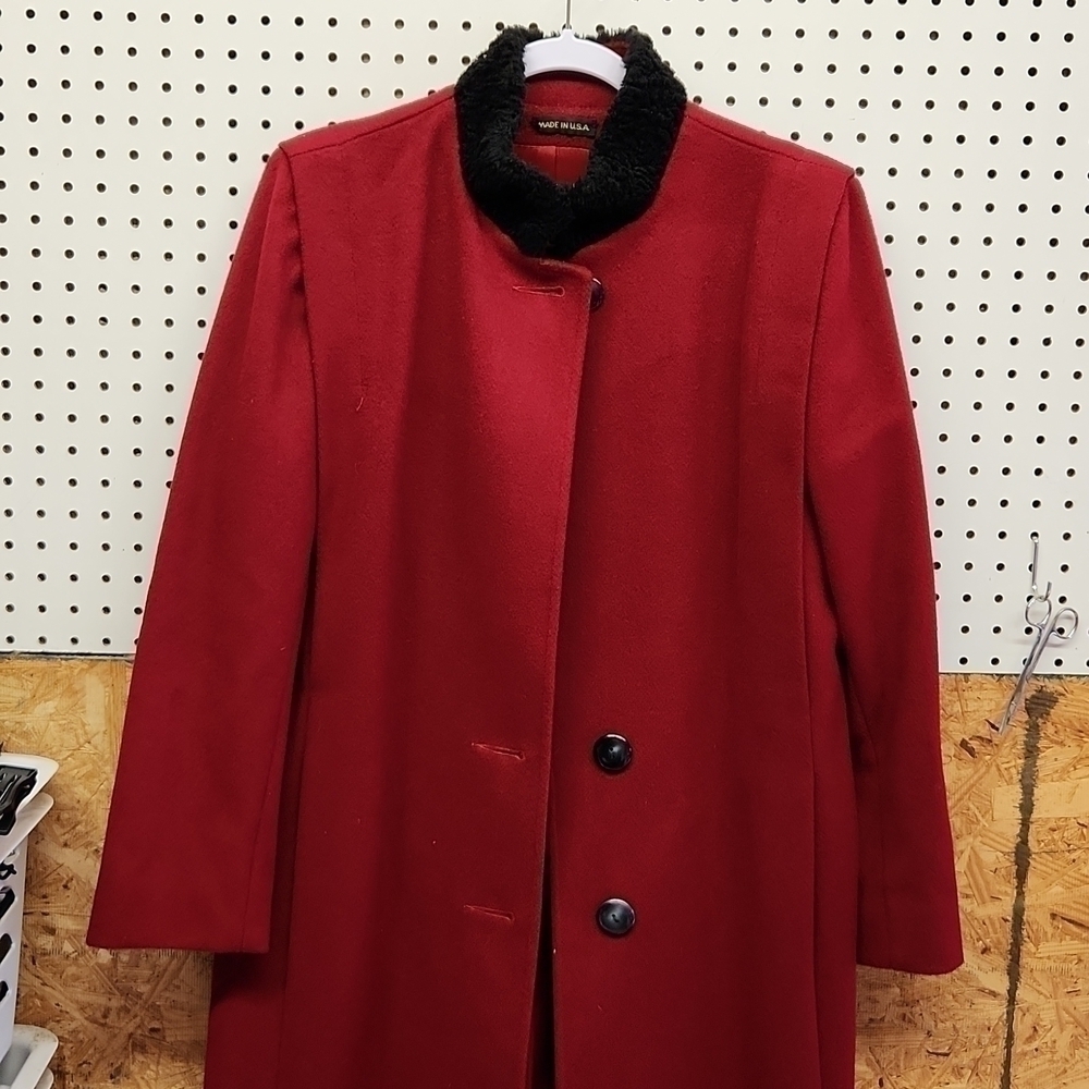 100% wool full length coat vintage made in USA.  EUC